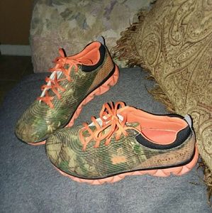 Realtree girl sneakers